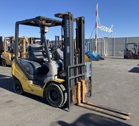 XE NÂNG DẦU 1,8 TẤN KOMATSU FD18T-21 202400