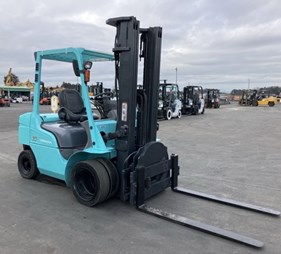 XE NÂNG DẦU 2,5 TẤN MITSUBISHI FDE25T F18D-70862