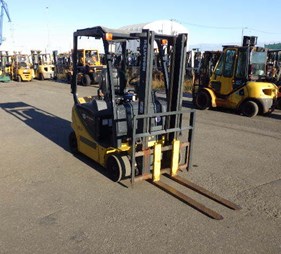 XE NÂNG ĐIỆN 1.5 TẤN KOMATSU FB15-12 855512