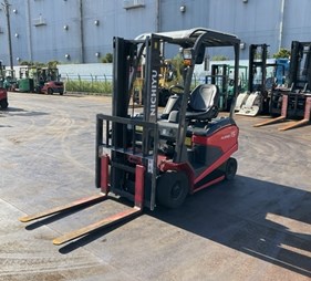 Xe nâng điện ngồi lái 1,5 tấn Nichiyu FB15PN-80-300 - 22C0-06556