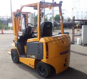 Xe nâng điện 2,5 tấn Komatsu FE25-2 – Nâng cao 4 m – Serial 322417