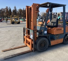 XE NÂNG DẦU 2,5 TẤN TOYOTA 60-5FD25 605FD25-11616