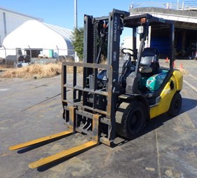 XE NÂNG DẦU 3 TẤN KOMATSU FD30C-16 747949