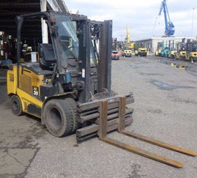 XE NÂNG ĐIỆN 3 TẤN KOMATSU FE30-1 310175 2021