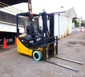 XE NÂNG ĐIỆN 1.5 TẤN KOMATSU FB15M-12 832472