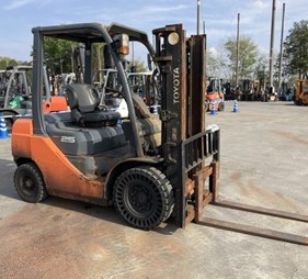 XE NÂNG DẦU 2,5 TẤN TOYOTA 02-8FD25 A8FD25-73388