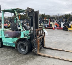 XE NÂNG DẦU 3 TẤN MITSUBISHI FD30 F14C-35188