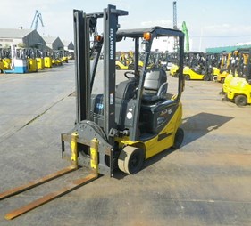 XE NÂNG ĐIỆN 1.5 TẤN KOMATSU FB15-12 856530