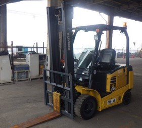 XE NÂNG ĐIỆN 2,5 TẤN KOMATSU FE25-1 306130