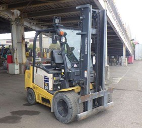 XE NÂNG ĐIỆN 3 TẤN KOMATSU FE30-1 305914