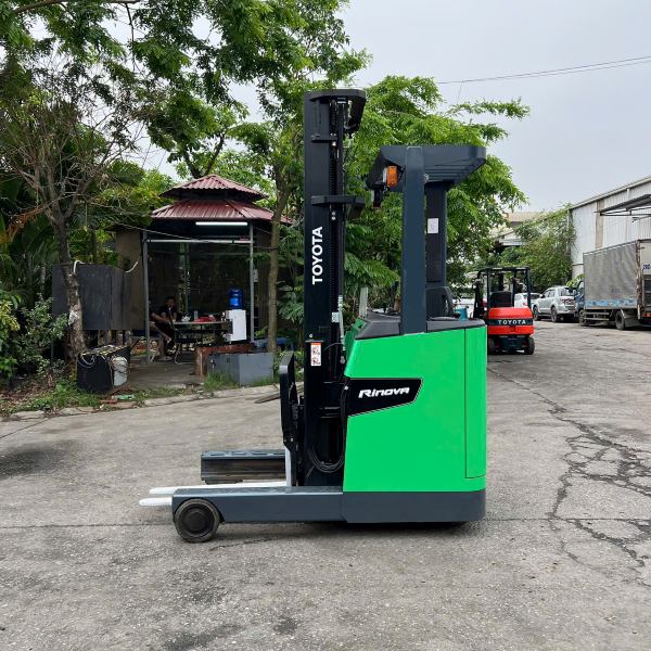 Cần kiểm tra hệ thống nâng và khung xe nâng