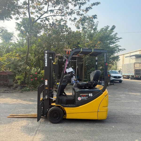 Thông số trọng lượng xe nâng phổ biến trên thị trường hiện nay