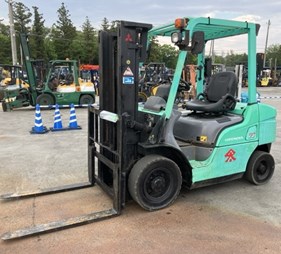 XE NÂNG DẦU 2,5 TẤN MITSUBISHI KFDE25T KF18D-70863
