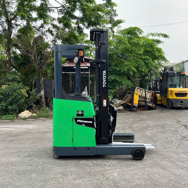Xe nâng Nhật bãi đáp ứng hoàn hảo tiêu chuẩn tải trọng ngành bao bì
