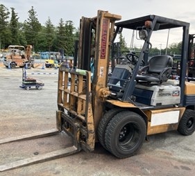 XE NÂNG DẦU 2.5 TẤN KOMATSU FD25-11 432938