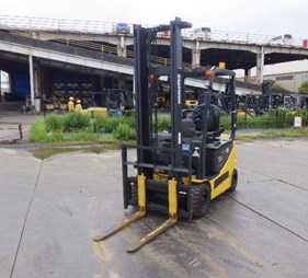 XE NÂNG ĐIỆN 1.5 TẤN KOMATSU FB15-12 856798