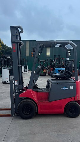 CÁC LOẠI BIỂN CẢNH BÁO XE NÂNG BẮT BUỘC THEO TCVN & ISO 7010