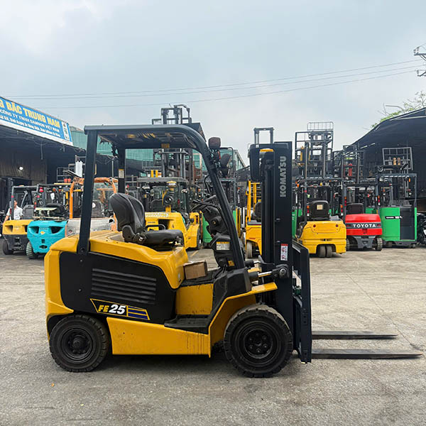 Kiểm tra xe nâng trước khi sử dụng giúp phát hiện sớm lỗi kỹ thuật và đảm bảo an toàn