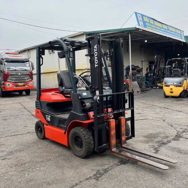 XE NÂNG BẮC TRUNG NAM đơn vị cung cấp xe nâng uy tín cho kho thực phẩm