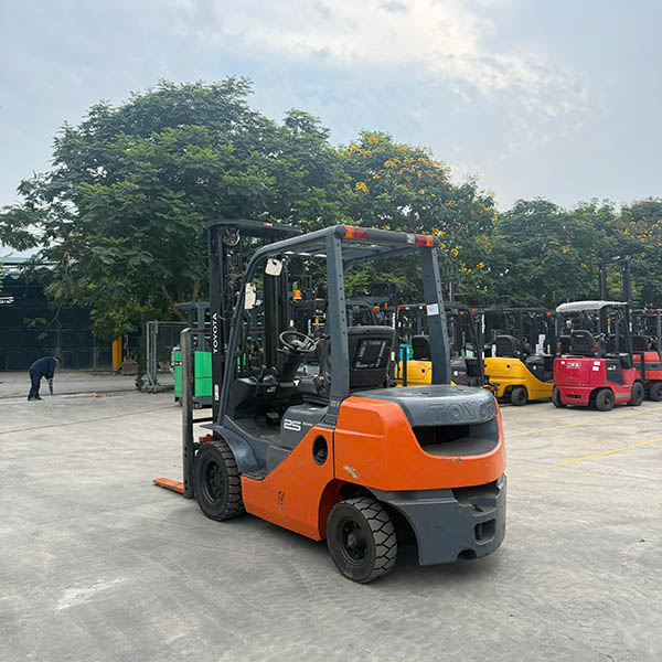 Kim phun nhiên liệu bị mòn hoặc tắc khiến nhiên liệu phun không tơi, gây giảm hiệu suất động cơ
