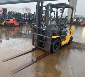 XE NÂNG DẦU 2,5 TẤN KOMATSU FD25HT-17 316795