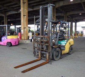 XE NÂNG DẦU 3 TẤN KOMATSU FD30T-15 582638