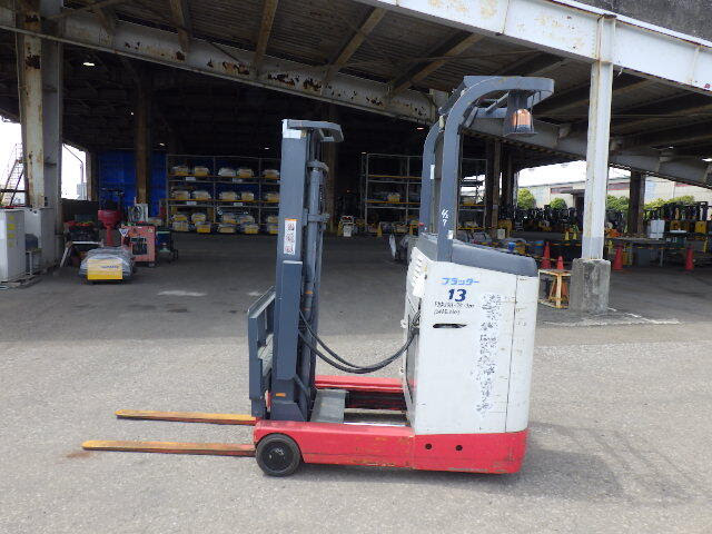 XE NÂNG ĐIỆN 1,3 TẤN NICHIYU FBR13H-75-300 124AE0603