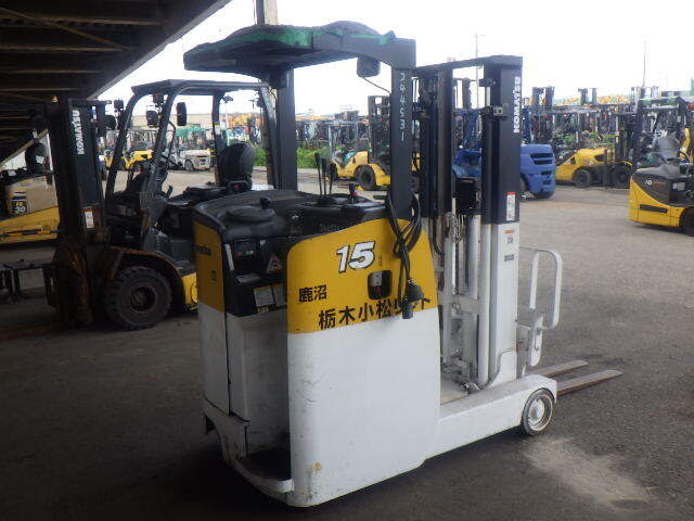 XE NÂNG ĐIỆN 1.5 TẤN ĐỨNG LÁI KOMATSU FB15RP-15 156282