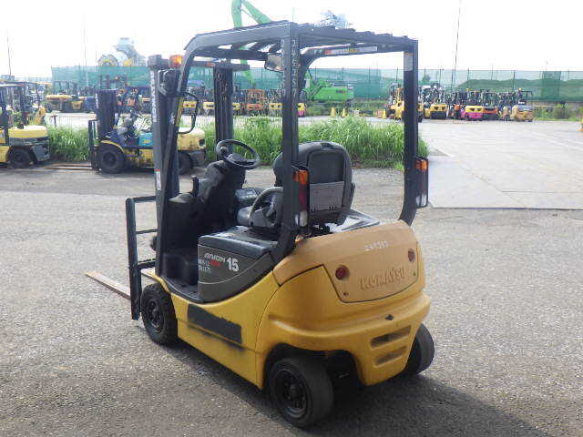 XE NÂNG ĐIỆN 1.5 TẤN KOMATSU FB15-12 845675