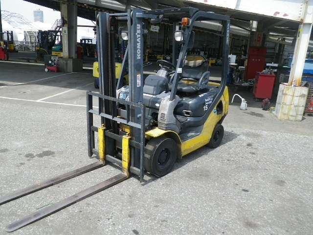 Ảnh xe nâng dầu Komatsu FD15T-21