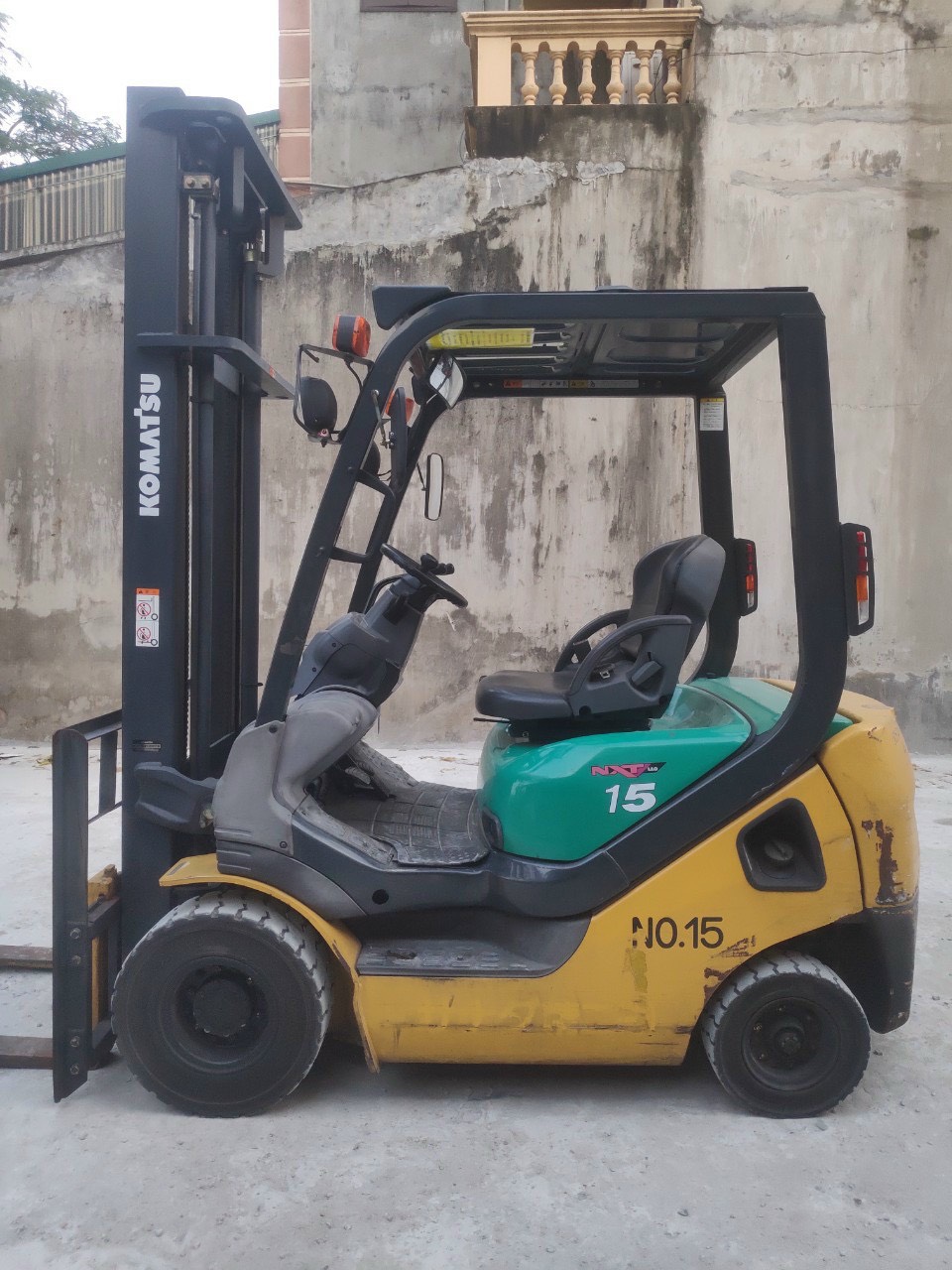 Ảnh xe nâng dầu Komatsu FD15-20