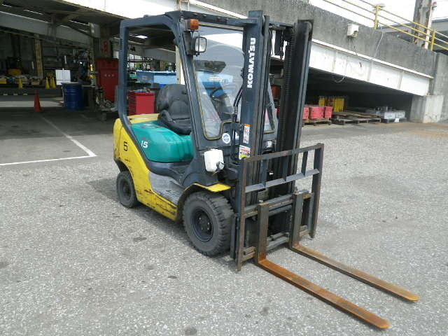 Ảnh xe nâng dầu Komatsu FD15-18