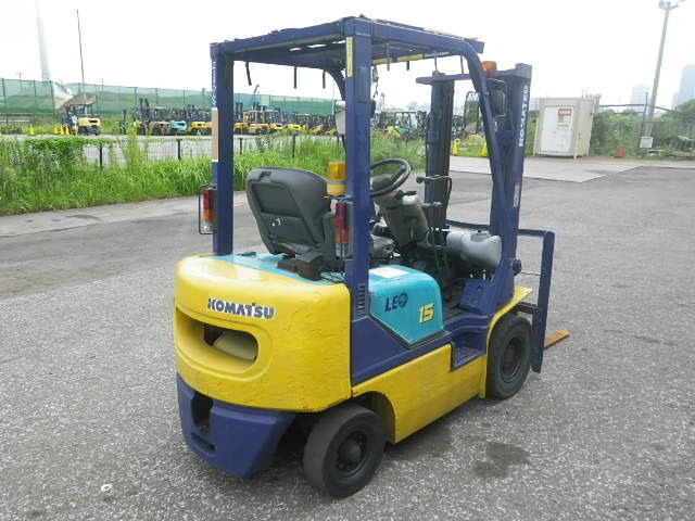 Ảnh xe nâng Komatsu FD15-16