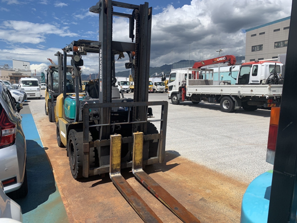 Hình ảnh xe nâng dầu Komatsu model FD35-8