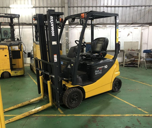 Hình ảnh xe nâng điện ngồi lái 1 tấn