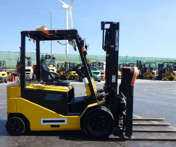 Xe nâng điện Sumitomo 2 tấn đứng lái di chuyển linh hoạt