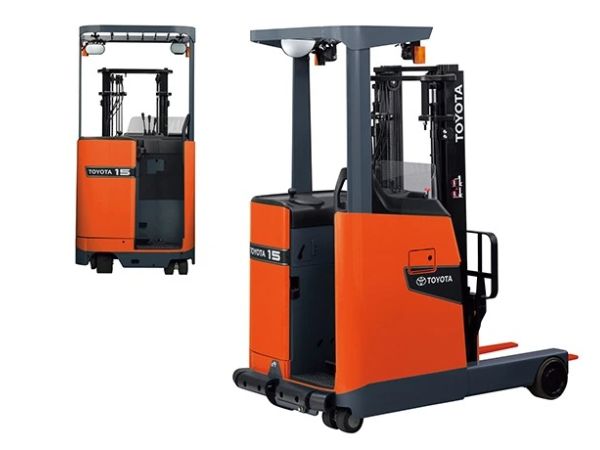 Xe nâng Reach Truck là gì? Ưu điểm và ứng dụng thực tế