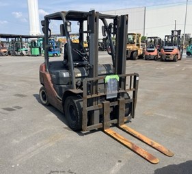 XE NÂNG DẦU 2,5 TẤN TOYOTA 02-8FDL25 A8FDL25-82437