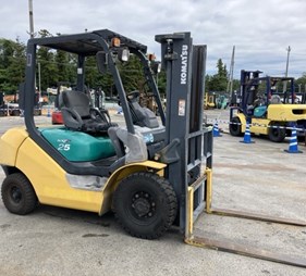 XE NÂNG DẦU 2,5 TẤN KOMATSU FD25C-16 739290