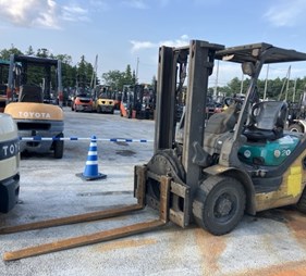 XE NÂNG DẦU 2 TẤN KOMATSU FD20T-16 736465